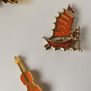 (Lot of 2) Vintage Sarah Coventry Enamel Sailboat brooch + Signed Violin Brooch